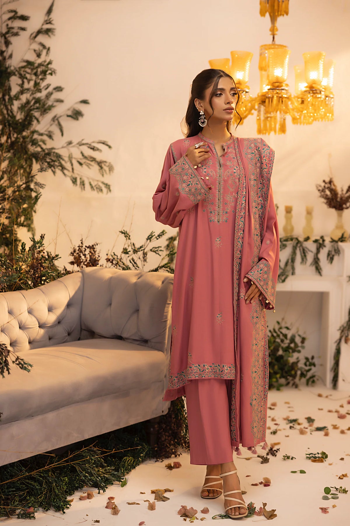 PREMIUM EMBROIDERED CASHMI WOOL