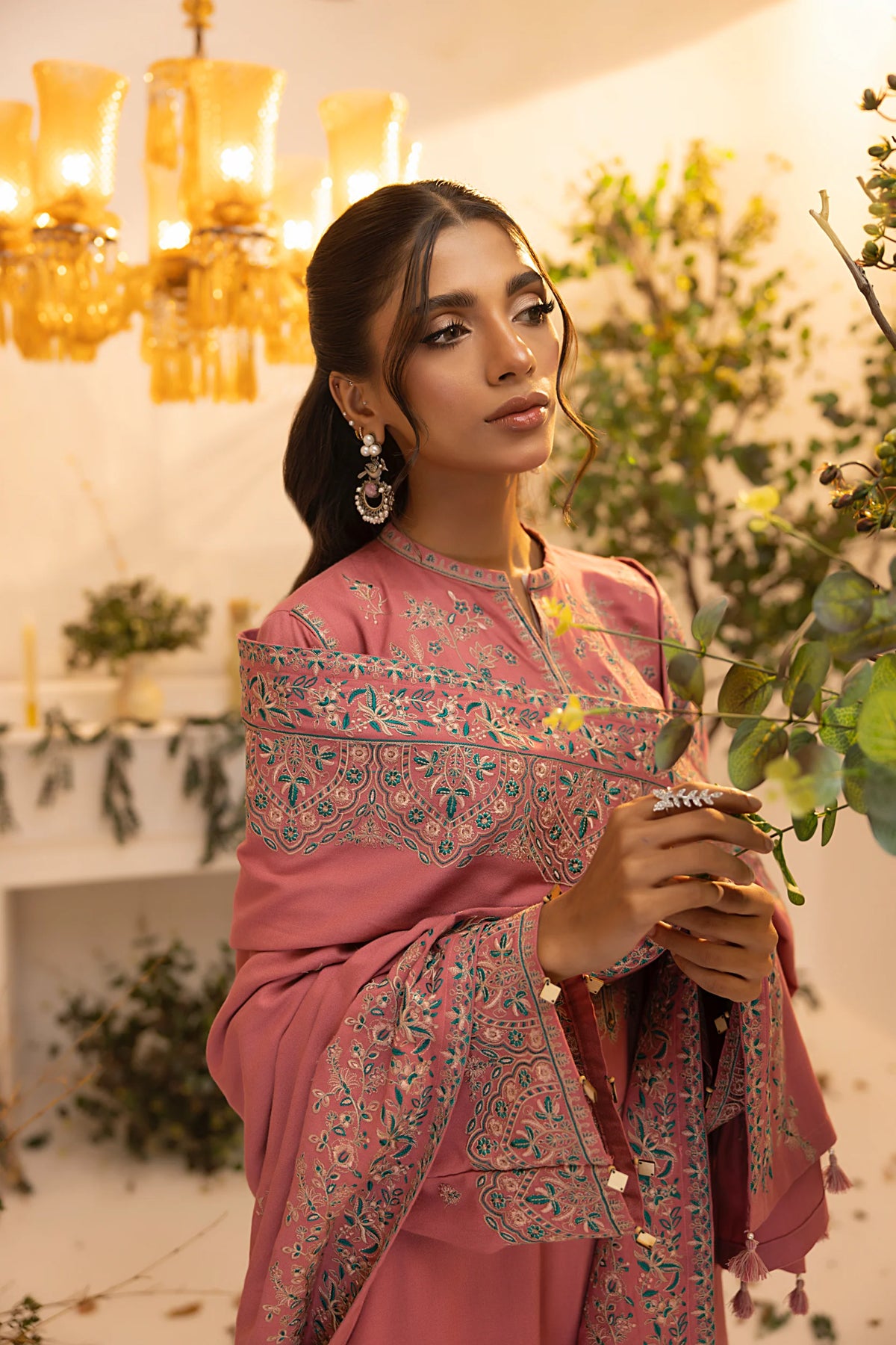 PREMIUM EMBROIDERED CASHMI WOOL