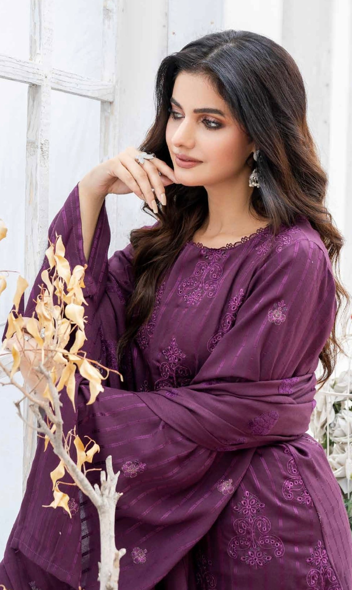 MOTIF LUXE