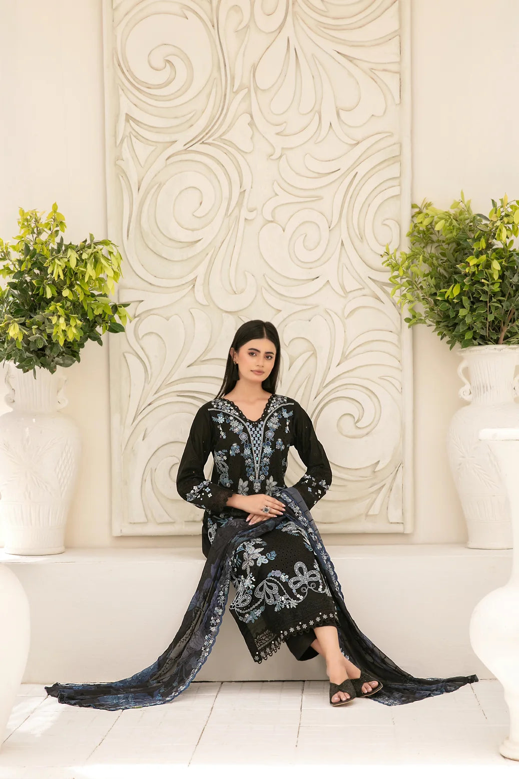 ARAQA REGAL