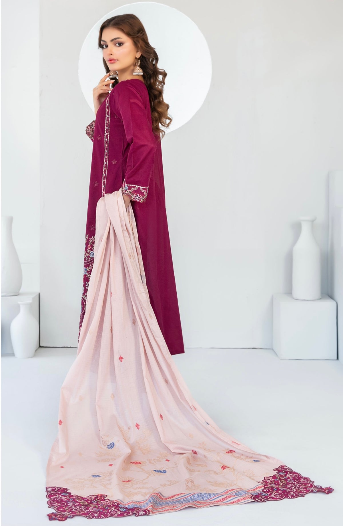 ABDAR BANADORA EMBROIDERY
