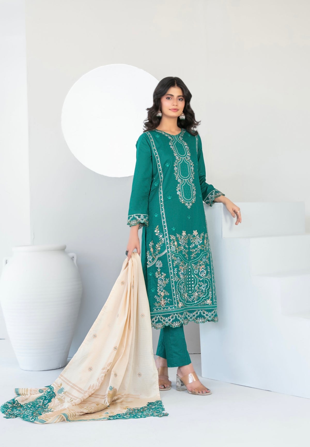 ABDAR BANADORA EMBROIDERY