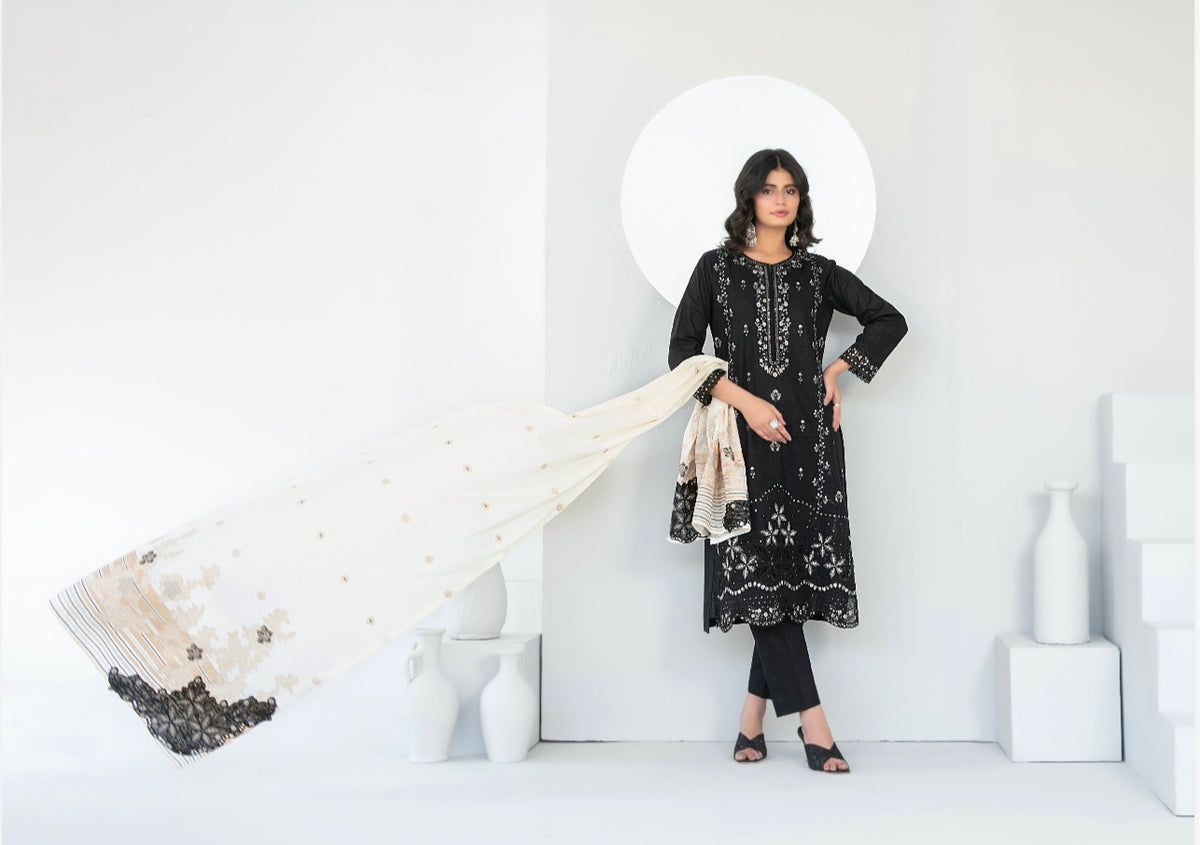 ABDAR BANADORA EMBROIDERY
