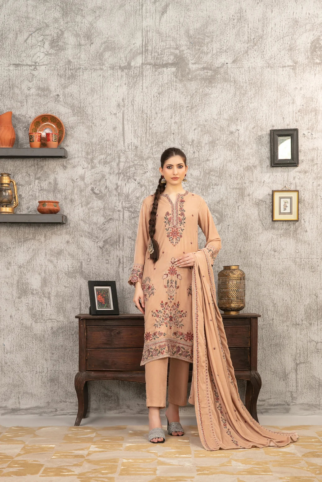 YAADEIN RICH PLUSH VELVET