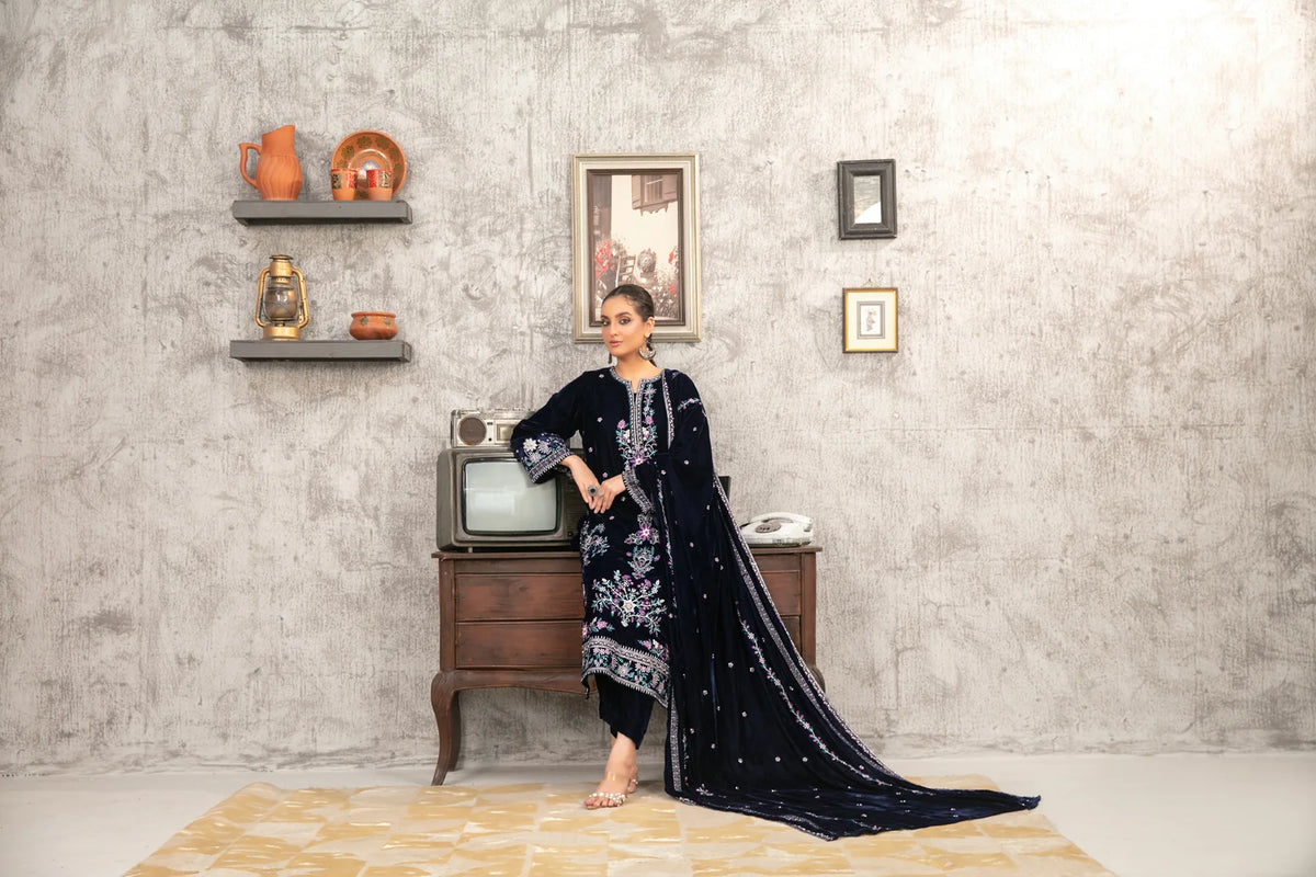 YAADEIN RICH PLUSH VELVET