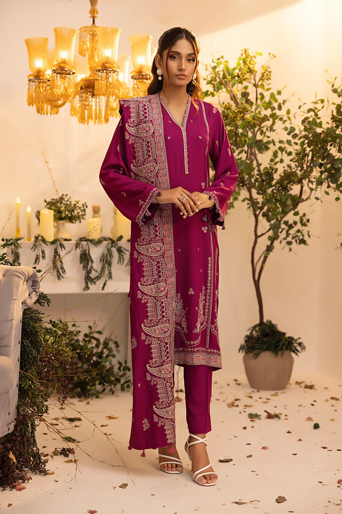 PREMIUM EMBROIDERED CASHMI WOOL
