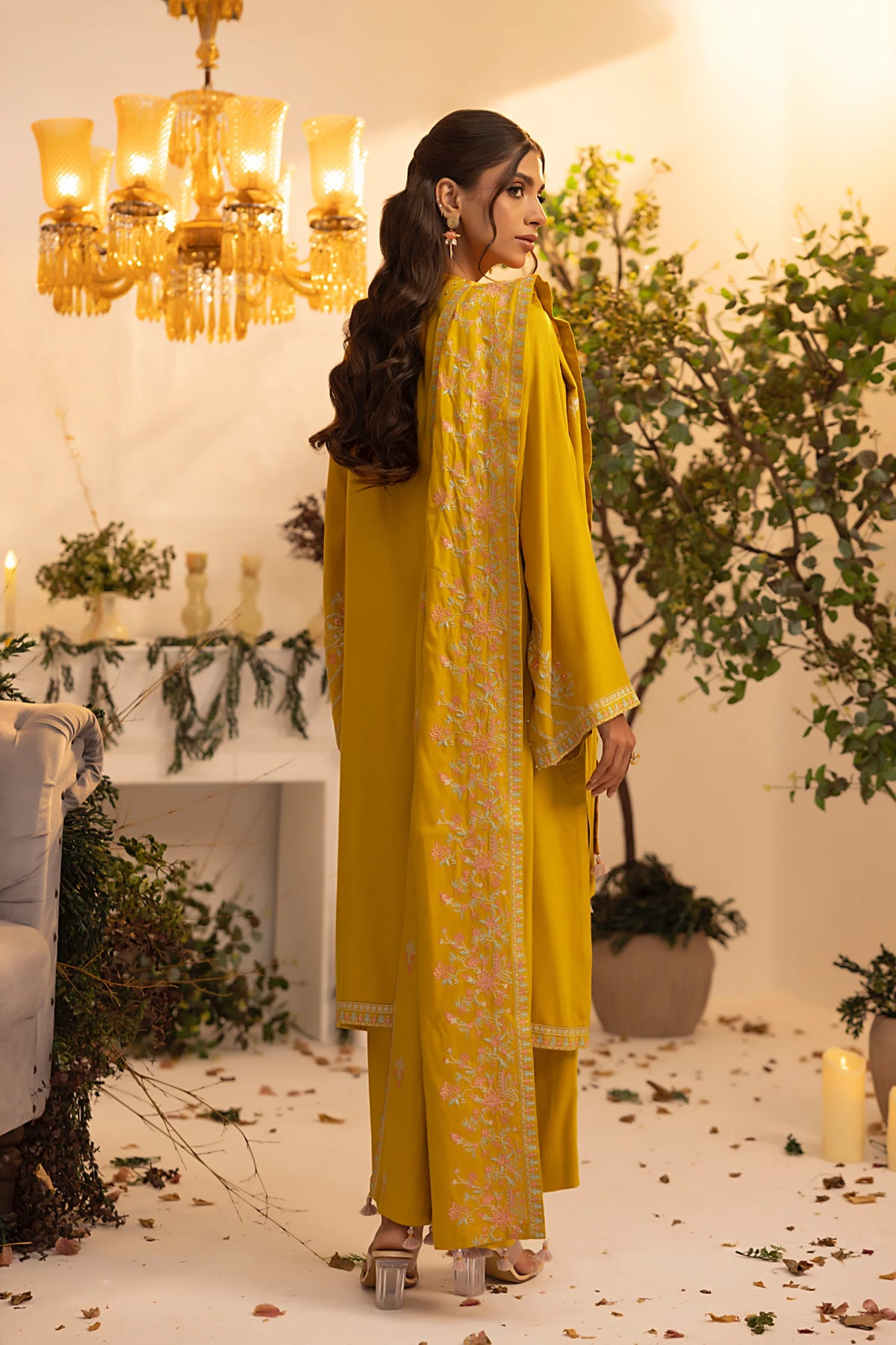 PREMIUM EMBROIDERED CASHMI WOOL
