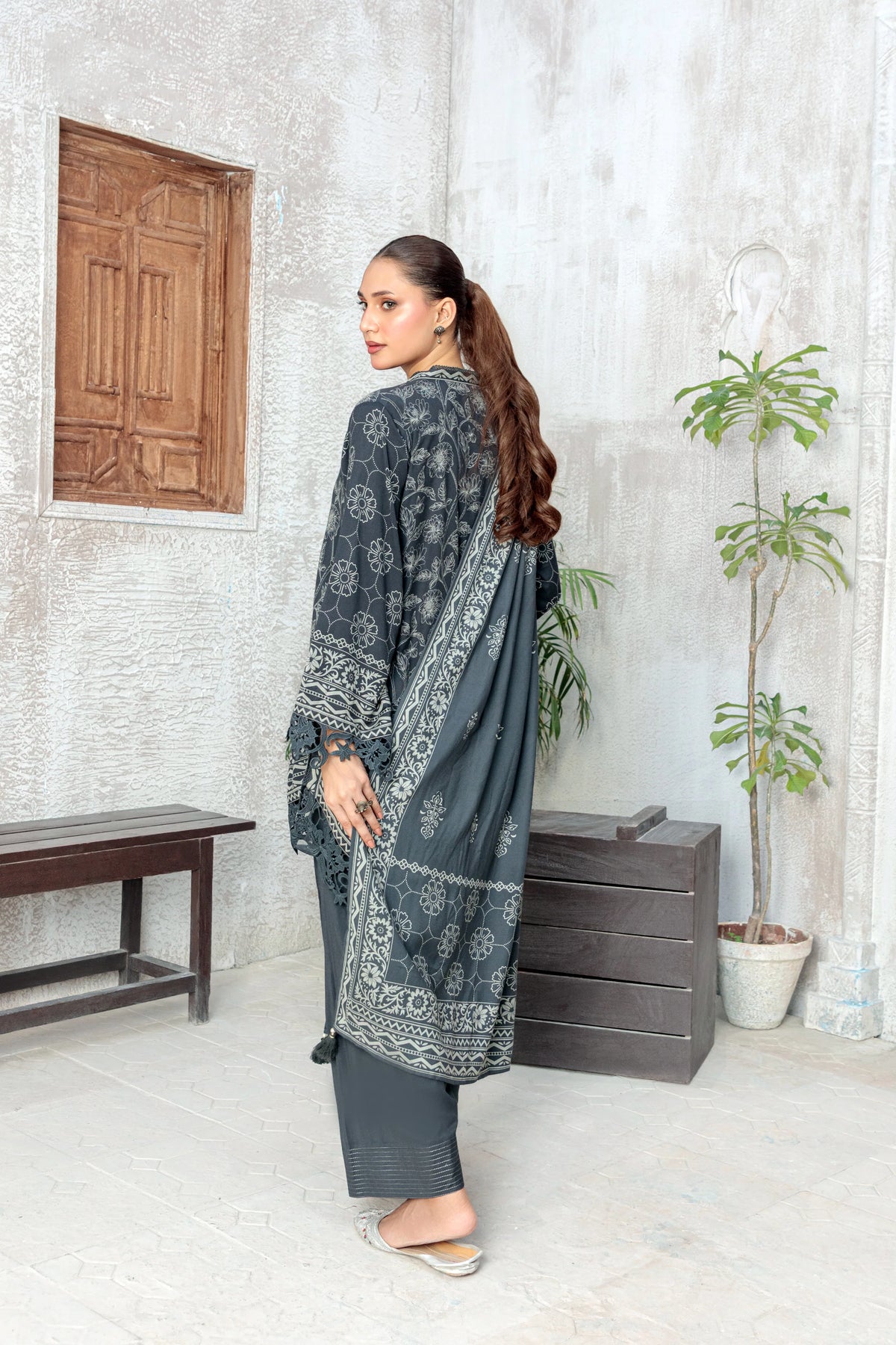CASHMI WOOL