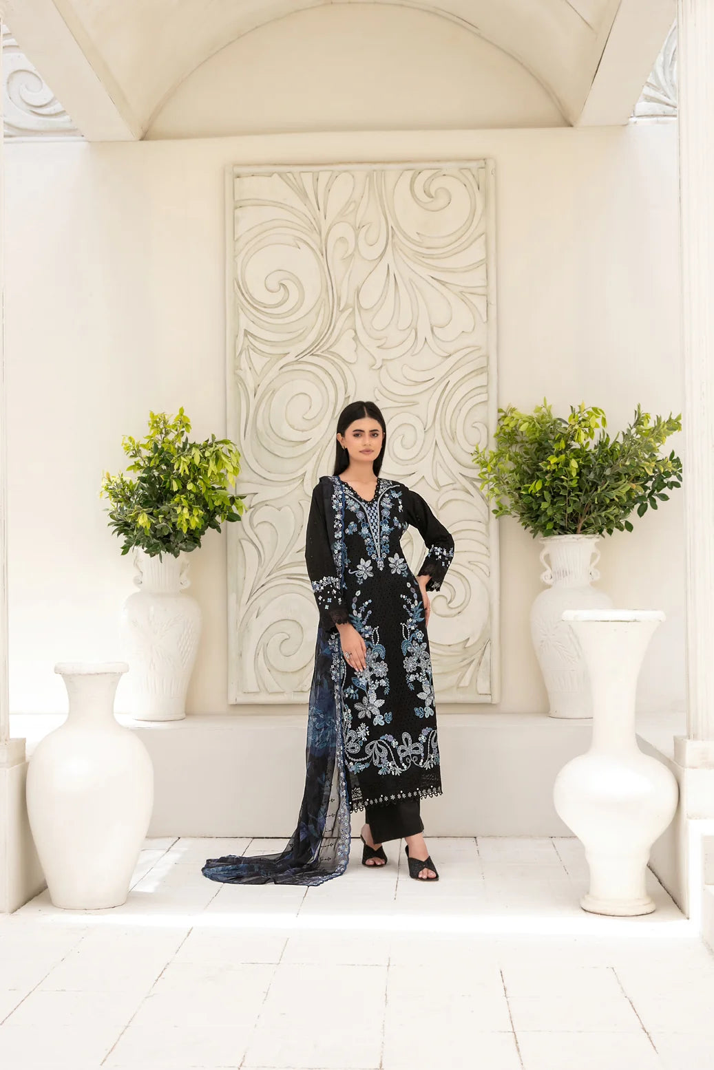 ARAQA REGAL